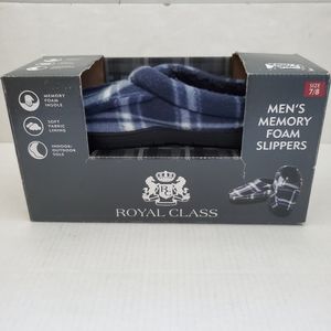 Isotoner Memory Foam Slippers Blue Plaid 7/8